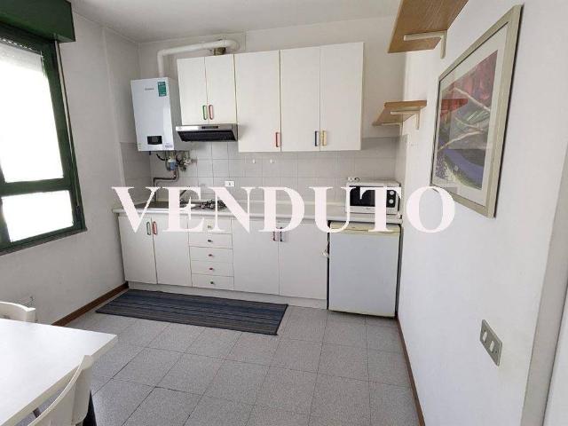 Appartamento in vendita a Carpesino, Erba
