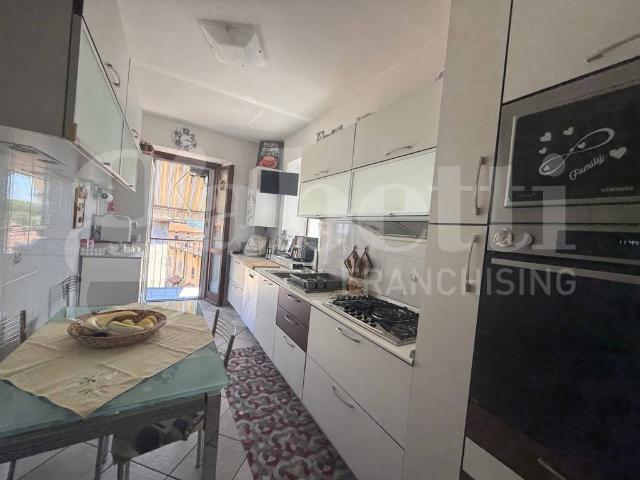 Appartamento in vendita a Buccinigo, Erba