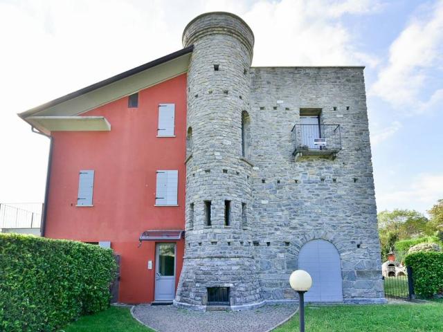 Appartamento in vendita a Mornigo, Erba