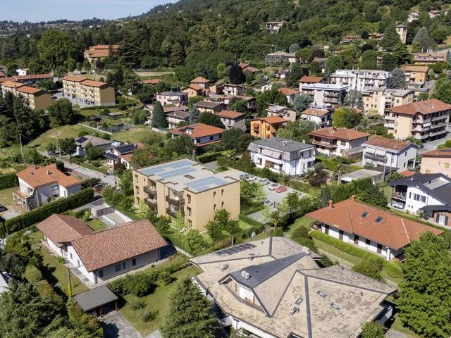 Appartamento in vendita a Crevenna, Erba