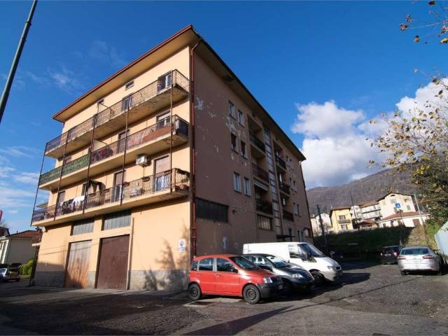 Appartamento in vendita a Buccinigo, Erba