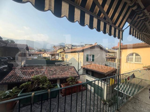 Appartamento in vendita a Cassina Mariaga, Erba