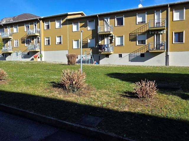 Appartamento in vendita a Crevenna, Erba