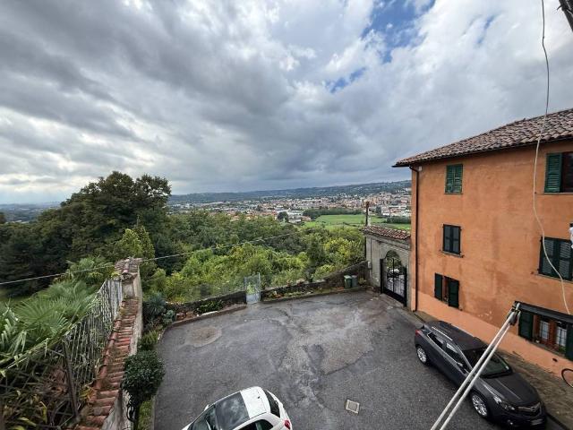 Appartamento in vendita a Torricella, Erba