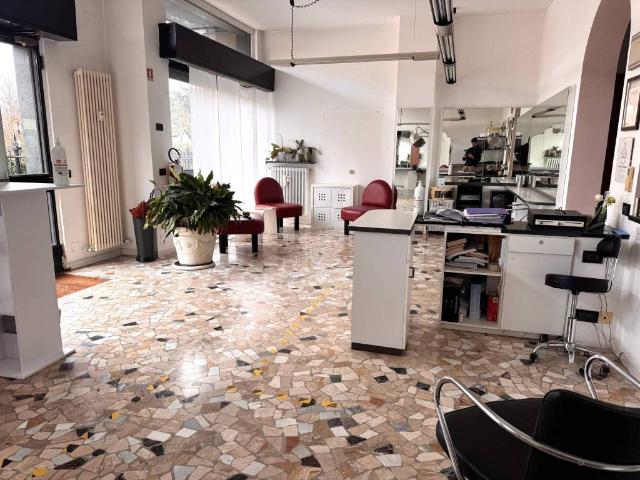 Appartamento in vendita a Parravicino, Erba