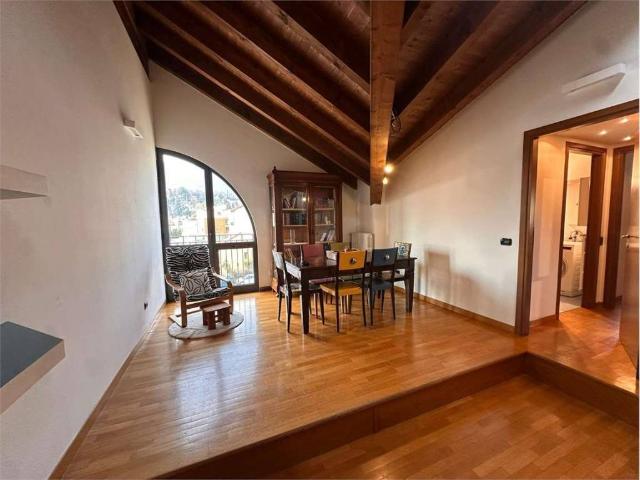 Appartamento in vendita a Crevenna, Erba