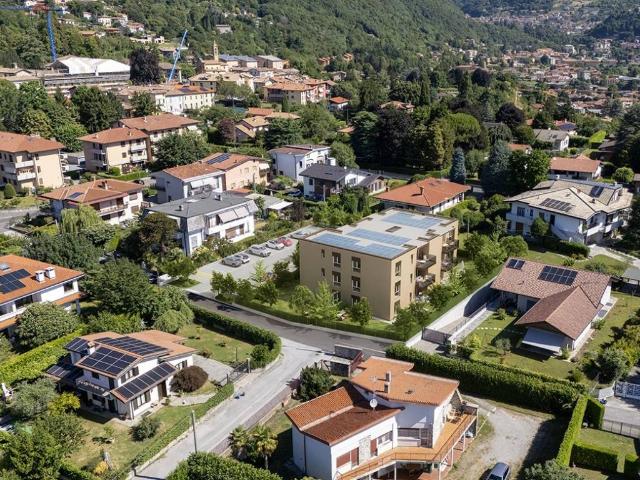 Appartamento in vendita a Crevenna, Erba