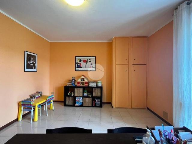 Appartamento in vendita a Erbusco, Lombardia