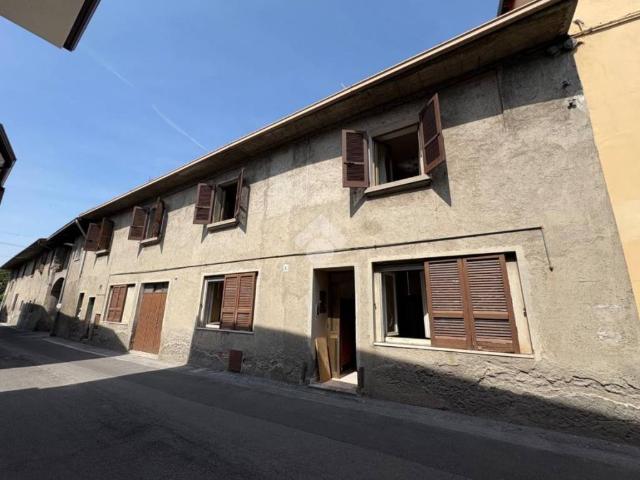 Appartamento in vendita a Erbusco, Lombardia