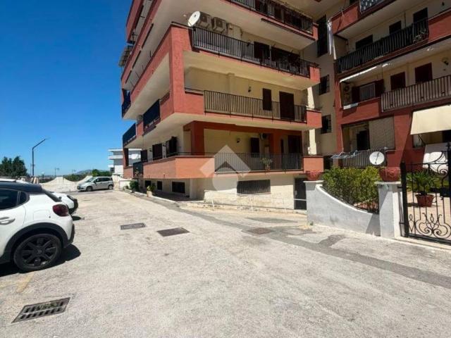 Appartamento in vendita a Ercolano, Campania