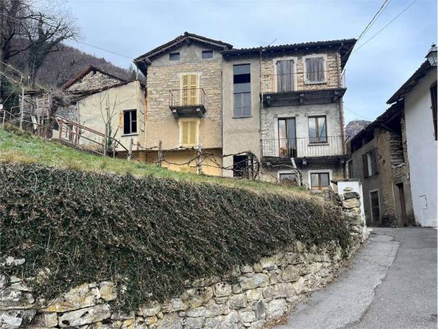 Villa Indipendente in vendita a Erve, Lombardia