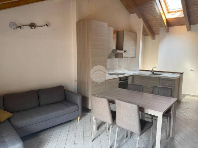 Appartamento in vendita a Comunità montana della valle Camonica, Esine