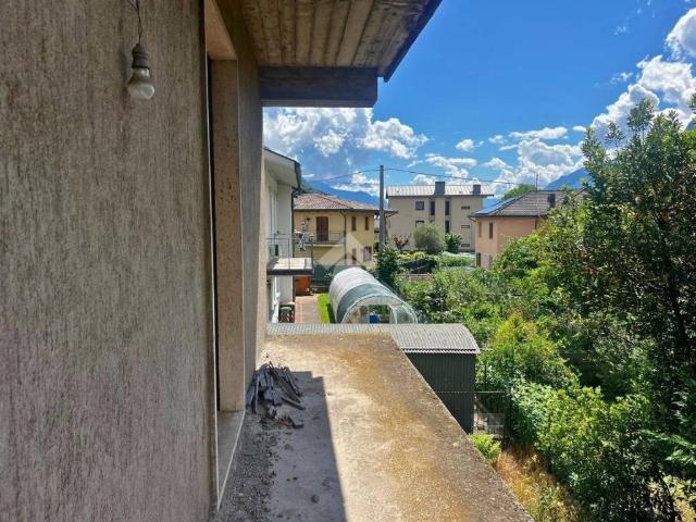 Appartamento in vendita a Comunità montana della valle Camonica, Esine