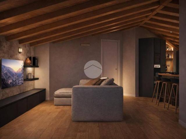 Appartamento in vendita a Comunità montana della valle Camonica, Esine