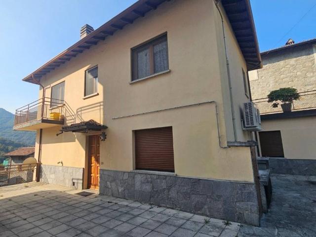 Appartamento in vendita a Villaggio Riva, Esino Lario