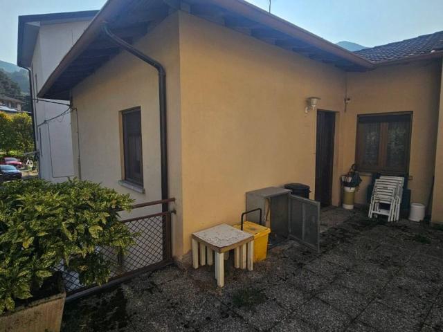 Appartamento in vendita a Villaggio Riva, Esino Lario