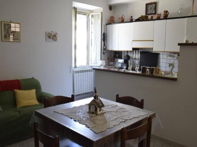 Appartamento in vendita a Esperia, Lazio
