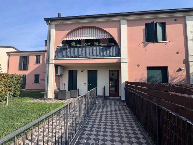 Appartamento in vendita a Deserto, Este