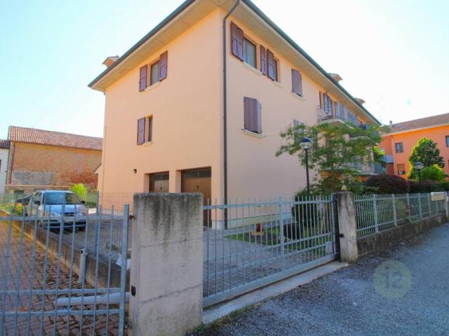 Appartamento in vendita a Pianura Reggiana, Re