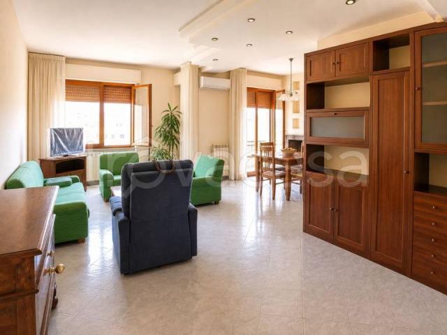 Appartamento in vendita a Borgo, Marche