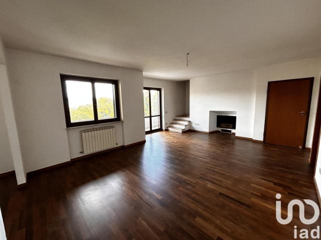 Appartamento in vendita a Centro, Marche