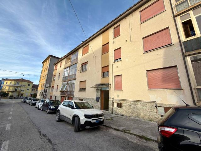Appartamento in vendita a Piano, Marche