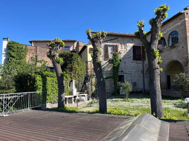 Appartamento in vendita a Centro, Marche