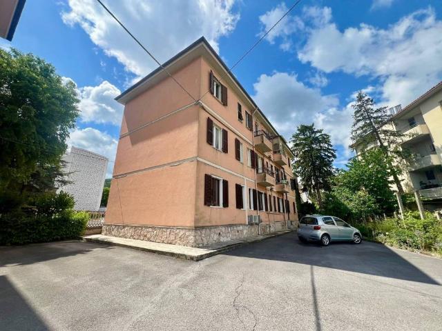 Appartamento in vendita a Piano, Marche