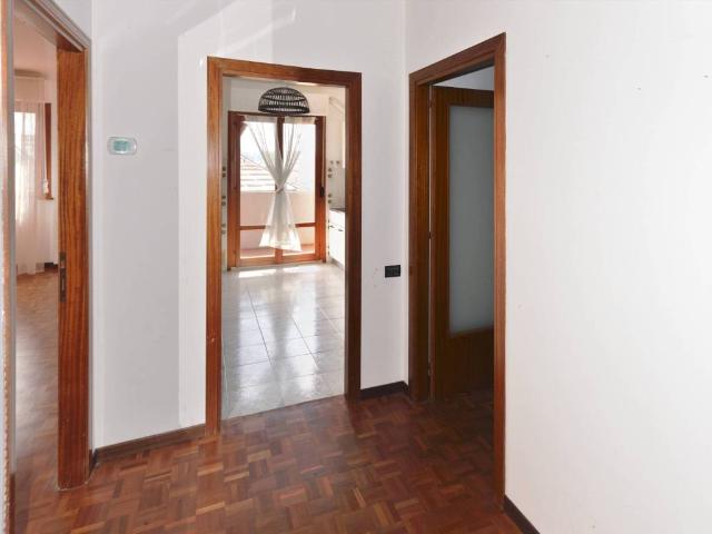 Appartamento in vendita a Borgo, Marche