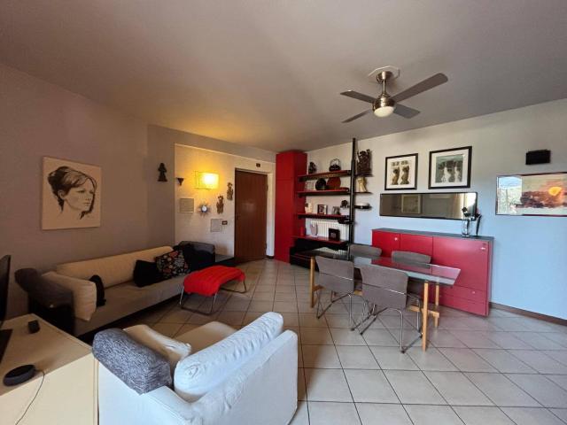 Appartamento in vendita a Borgo 3, Marche