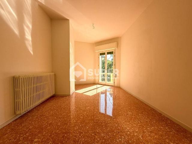 Appartamento in vendita a Quartiere Centro Sud, Faenza