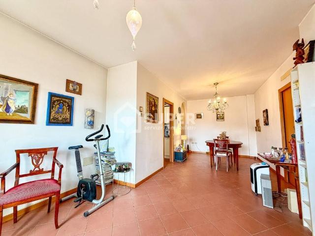 Appartamento in vendita a Quartiere Borgo, Faenza