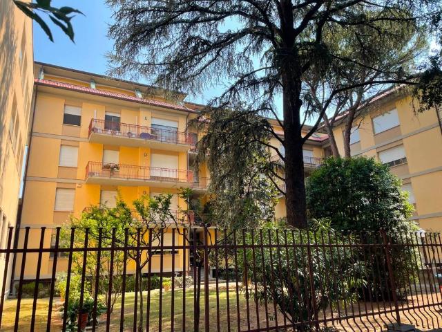Appartamento in vendita a Quartiere Centro Nord, Faenza