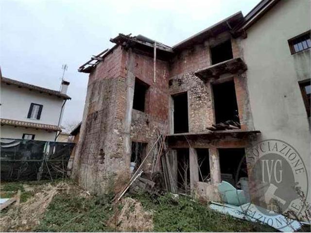 Appartamento in vendita a Fagagna, Friuli-Venezia Giulia