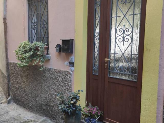 Appartamento in vendita a Faggeto Lario, Lombardia