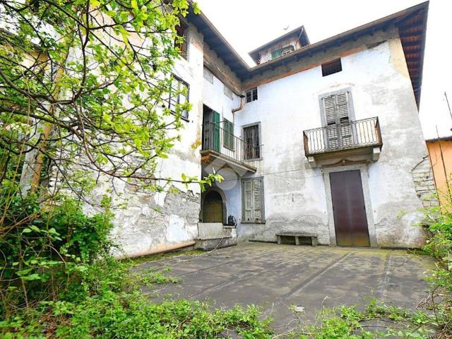 Appartamento in vendita a Faggeto Lario, Lombardia