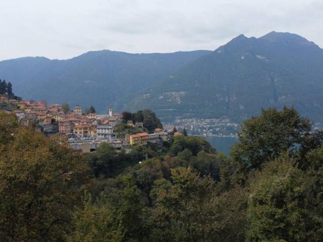 Appartamento in vendita a Faggeto Lario, Como