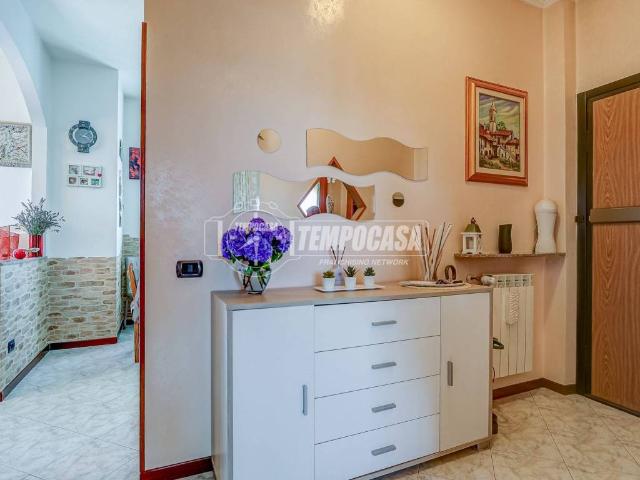 Appartamento in vendita a Fagnano Olona, Lombardia