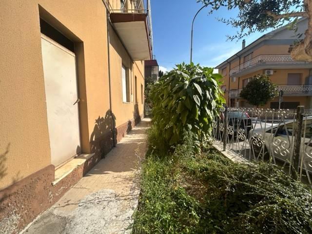 Appartamento in vendita a Case UNRRA, Marche