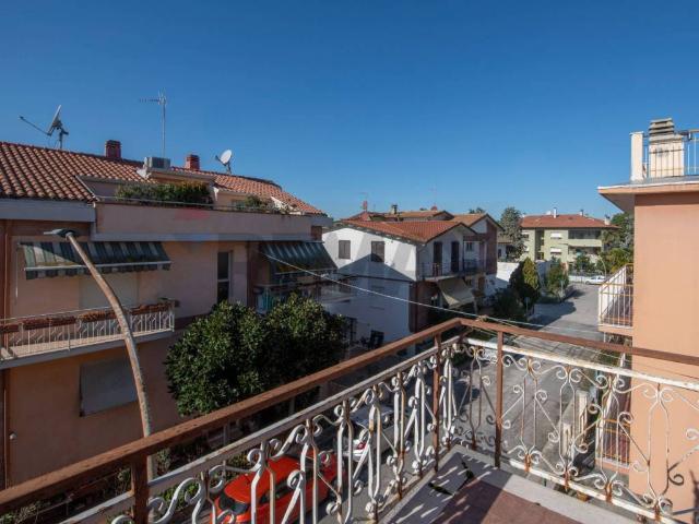 Appartamento in vendita a Case UNRRA, Marche