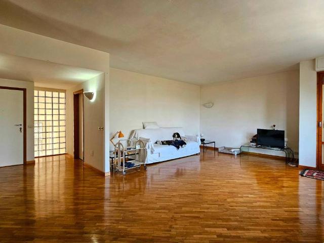 Appartamento in vendita a Marche, Ancona