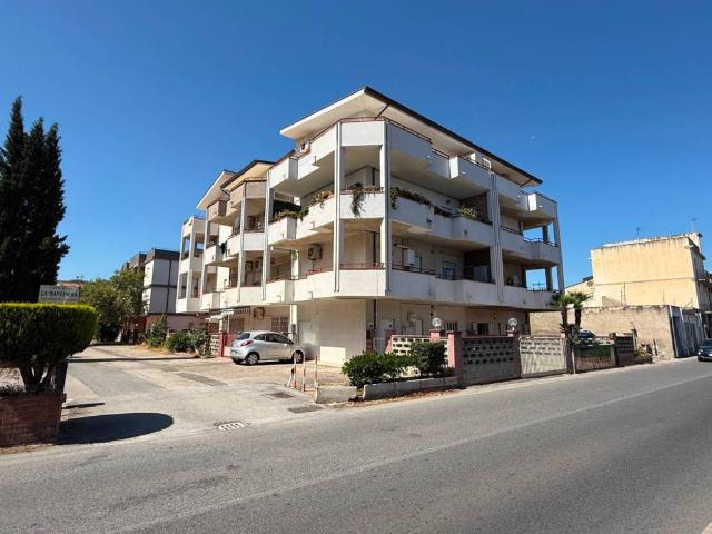 Appartamento in vendita a Belvedere, Falcone