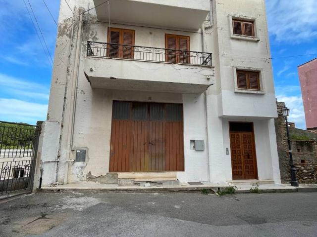 Appartamento in vendita a Belvedere, Falcone