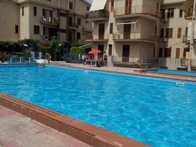 Appartamento in vendita a Belvedere, Falcone