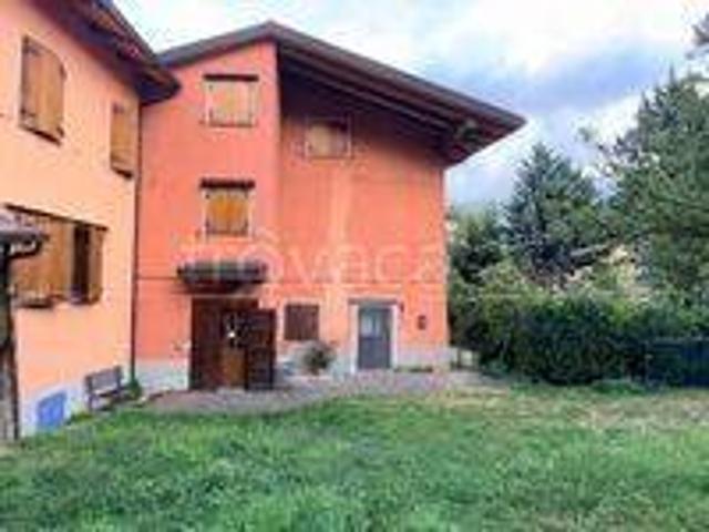 Appartamento in vendita a Unione dei comuni del Frignano, Fanano