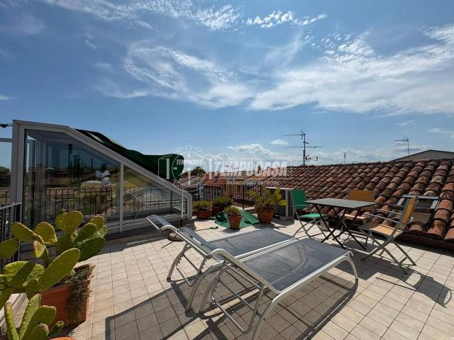 Appartamento in vendita a Centro storico, Marche