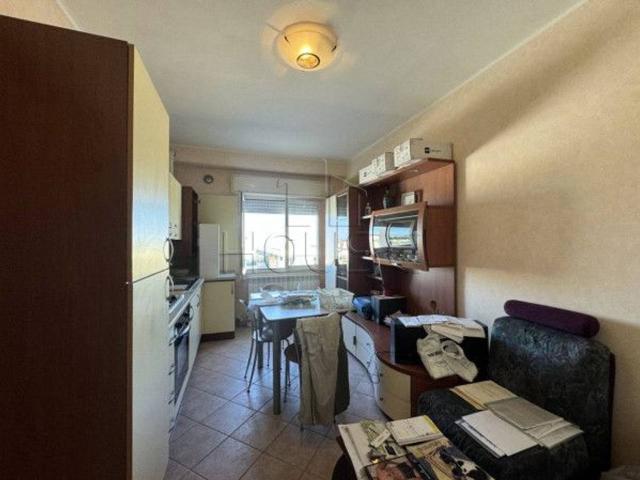 Appartamento in vendita a Torrette, Marche