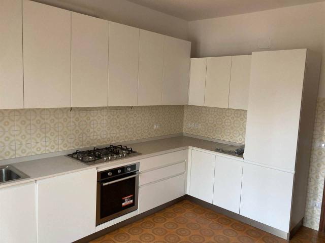 Appartamento in vendita a Zavarise, Marche