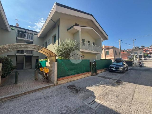 Appartamento in vendita a Gimarra, Marche