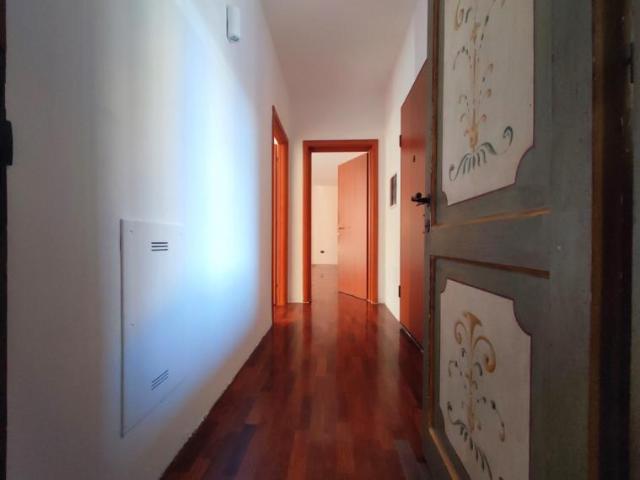 Appartamento in vendita a Zavarise, Marche